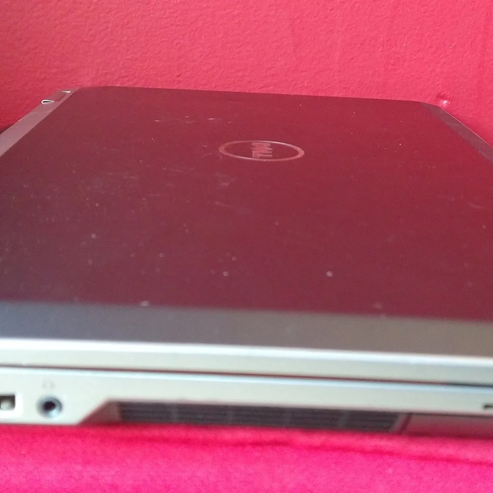 Dell latitude 6520 (quad core i7) 8gb ram/500 HDD